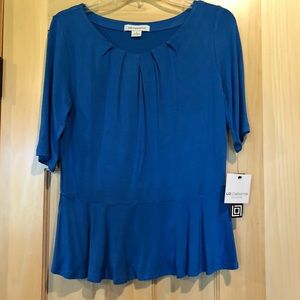 Liz Claiborne knit blouse - size small